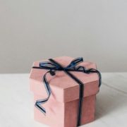 bespoke-box-pink-with-blue-ribbon